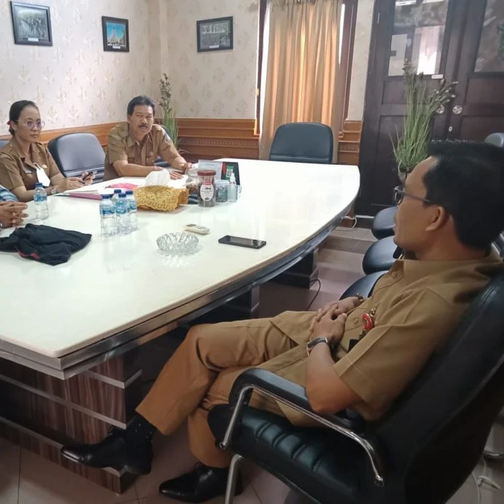 Audiensi Pelangi Bali Dengan Dinas Pariwisata Kabupaten Badung Terkait Persiapan Lomba Layang - Layang
